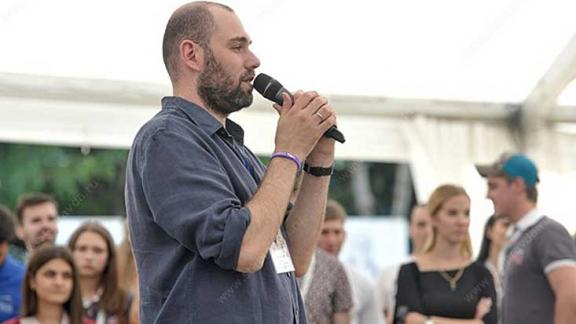 Семён Слепаков дал ответ на угрозы из-за стихотворения о несанкционированных акциях