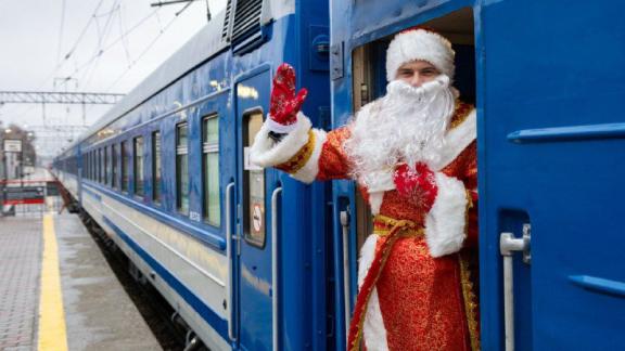 Из Минеральных Вод впервые отправился уникальный круизный поезд