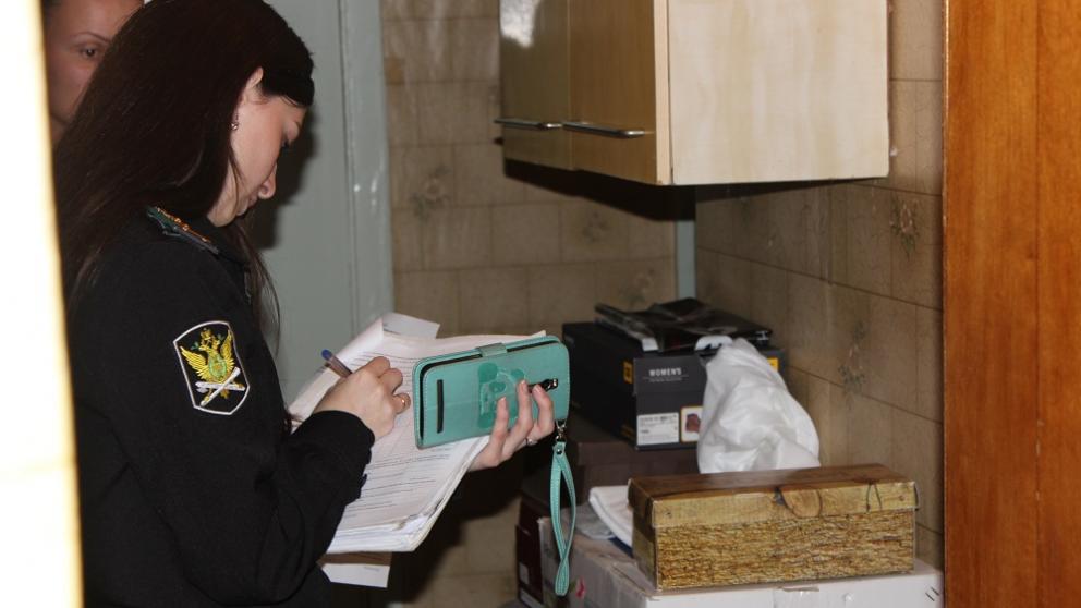 Алиментщик на Ставрополье не смог продать дом до погашения долга в полмиллиона