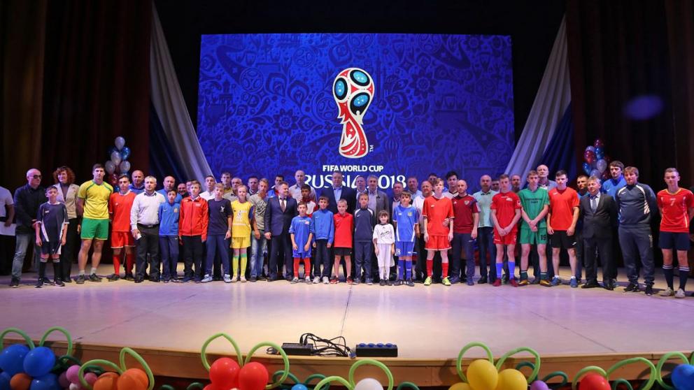 568 билетов на ЧМ по футболу подарили ставропольским ученикам спортшкол