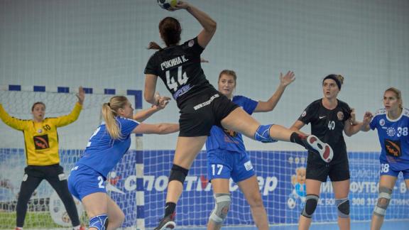 Гандболистки «Ставрополья» уступили в Волгограде