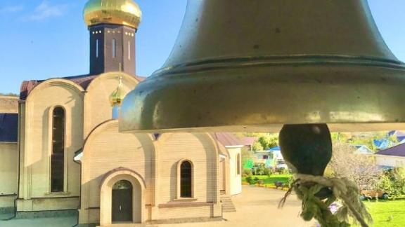 Прихожане храмов села Пелагиада вместе отмечают престольные праздники