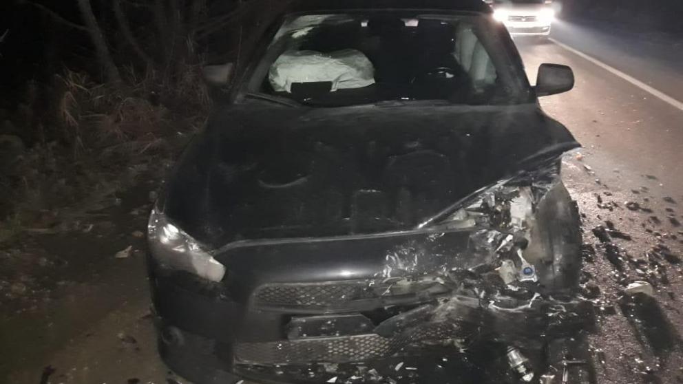 В Пятигорске на встречке столкнулись два автомобиля