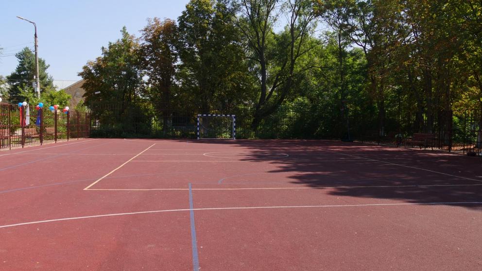 Новую спортплощадку открыли в селе Кочубеевского округа Ставрополья