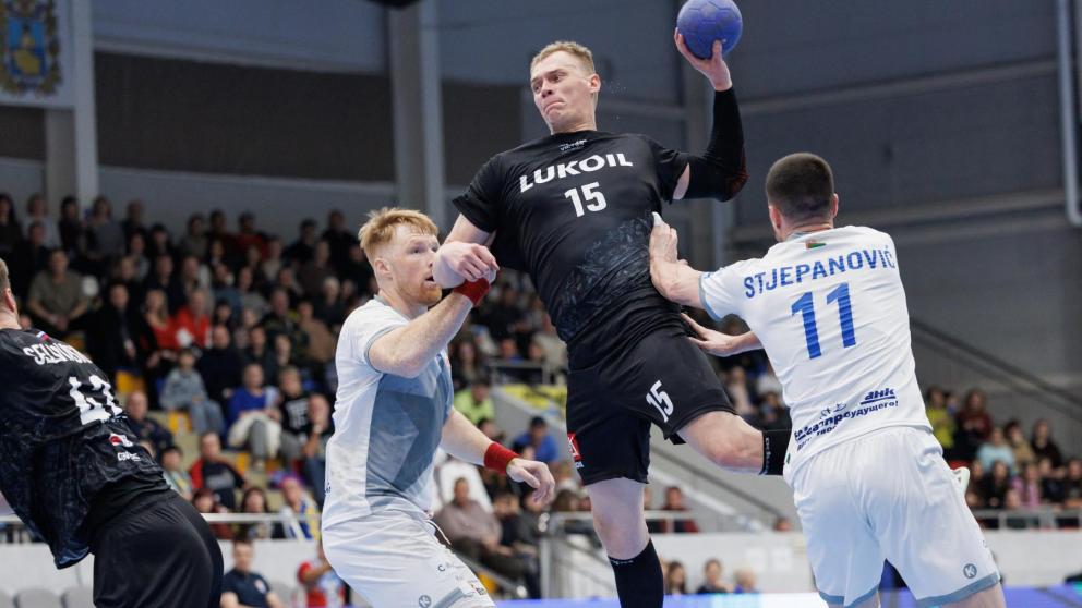 Гандболисты «Виктора» в Будённовске уступили соперникам из белорусского клуба «Мешков Брест»