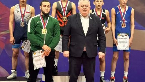 Ставропольские борцы получили три медали в Грозном 