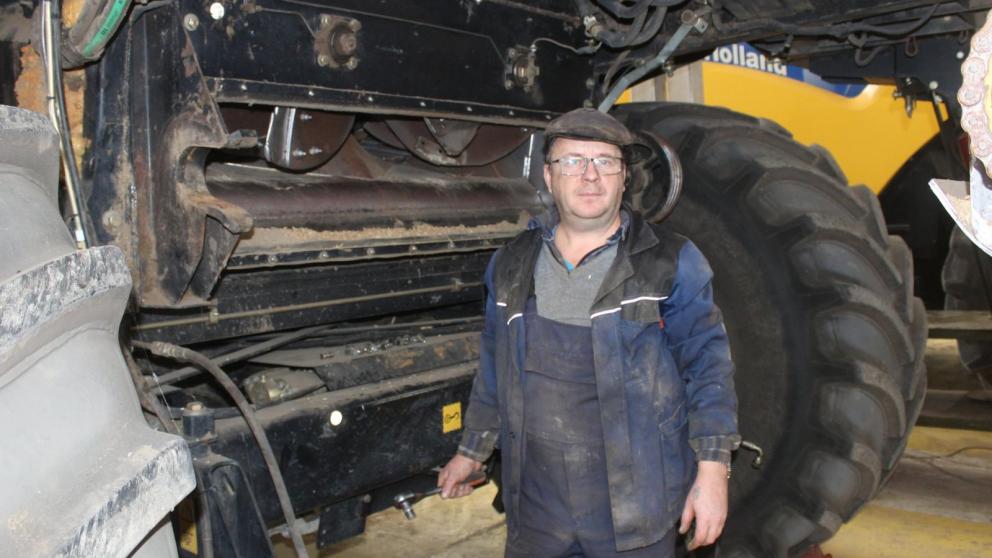 Подготовка сельхозтехники к весне продолжается на Ставрополье