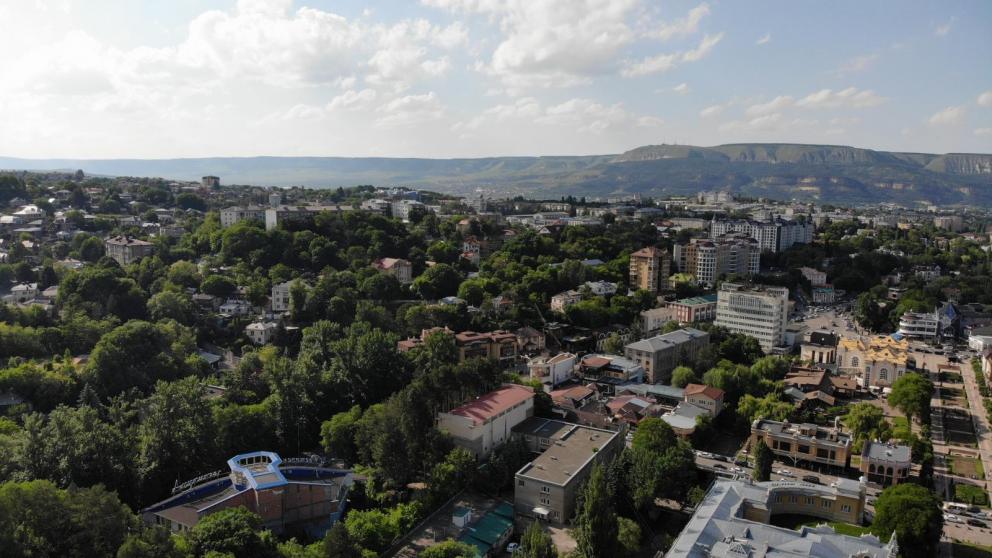 Кисловодск вошёл в топ-5 направлений по числу бронирований коттеджей в мае и июне