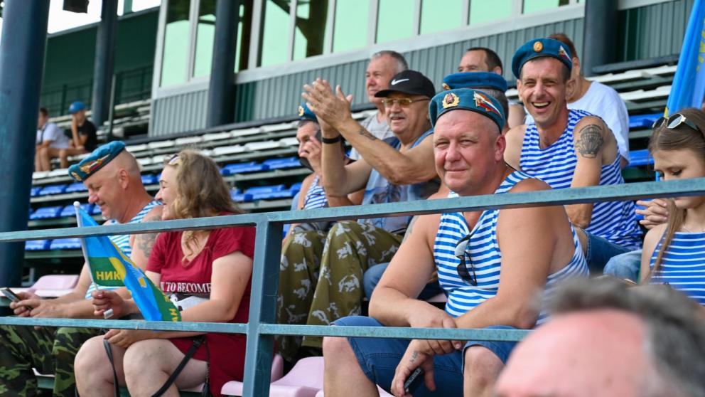 В Изобильном прошел футбольный праздник к 95-летию ВДВ