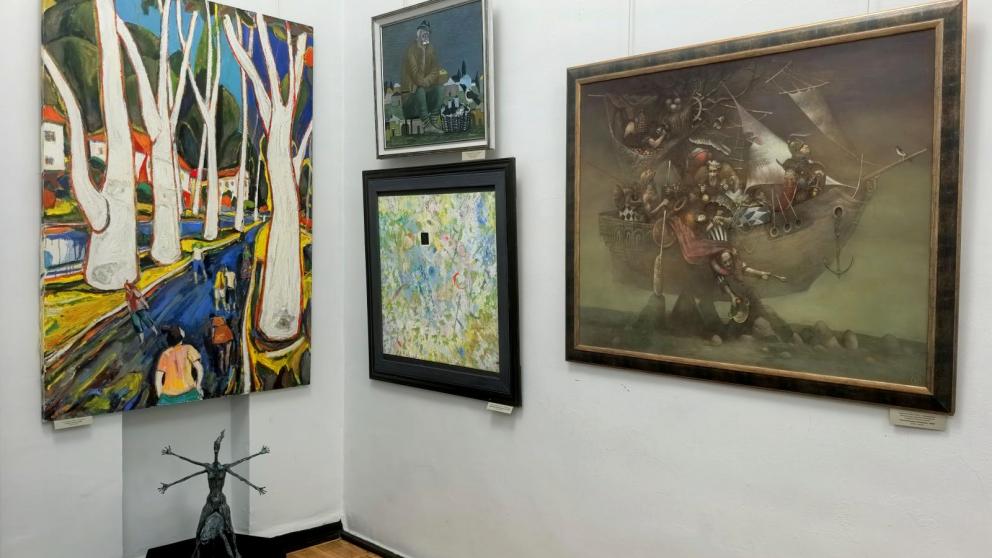 Новая передвижная выставка современных художников открылась в Ставрополе