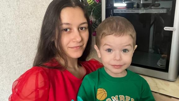 Жительница села Нагутского освоила производство игрушек благодаря соцконтракту