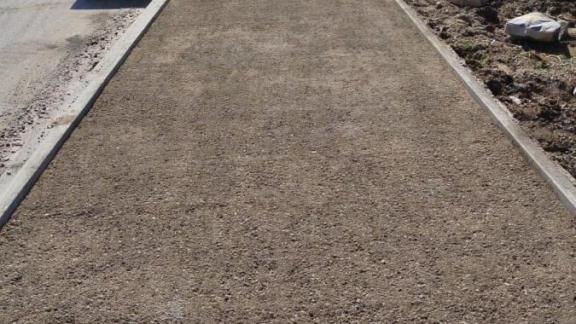 В Ставрополе продолжается обустройство дополнительной полосы по улице Чапаева