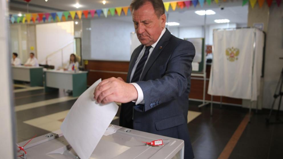 Глава Ставрополя принял участие в голосовании на выборах в городскую Думу