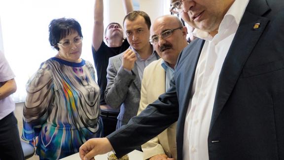 В. Владимиров: санкции помогают ставропольским производителям осваивать рынок