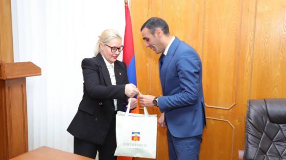 Делегация Пятигорска обсудила планы развития с мэром города-побратима Дилижана