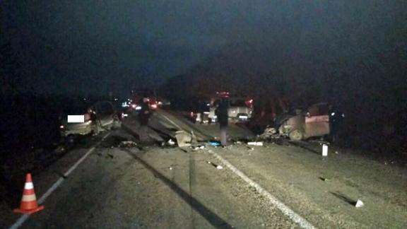 Лобовое столкновение машин унесло жизни двух человек на Ставрополье