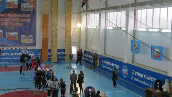 Соревнования по спортивному туризму на пешеходных дистанциях провели в Лермонтове