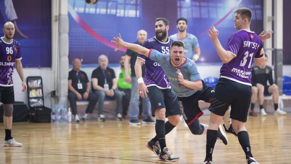 Гандболисты «Виктора» в Ставрополе не смогли отобрать очки у «Чеховских медведей» 