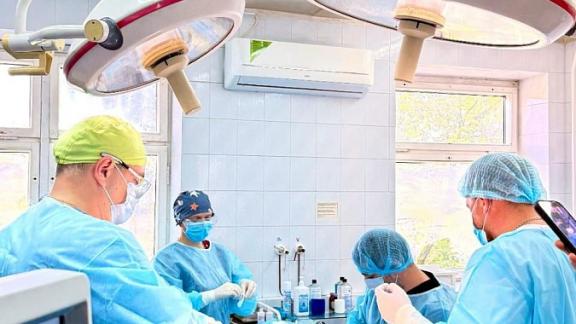 Медики Ставрополья проводят уникальные операции и помогают бойцам СВО