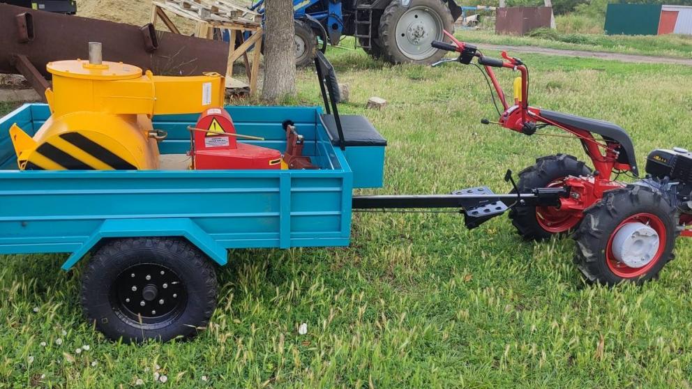 Сразу в двух сёлах Красногвардейского округа Ставрополья приобрели коммунальную технику