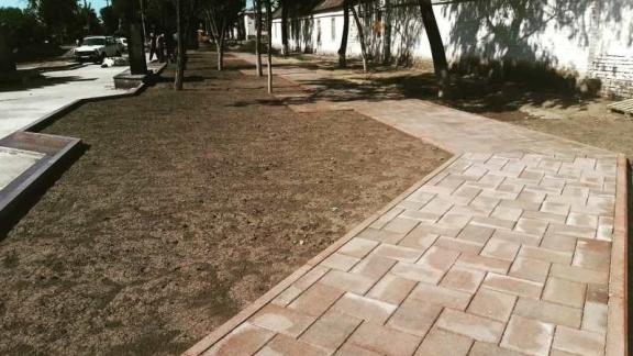 В Будённовске монтируют систему видеонаблюдения в сквере Памяти