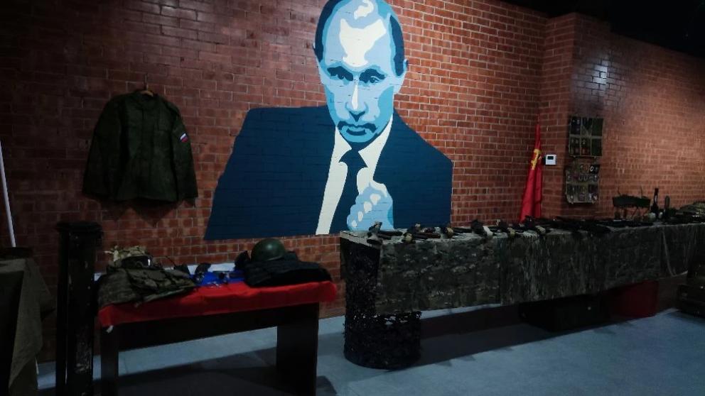 В Пятигорске открылась выставка отечественного и трофейного оружия