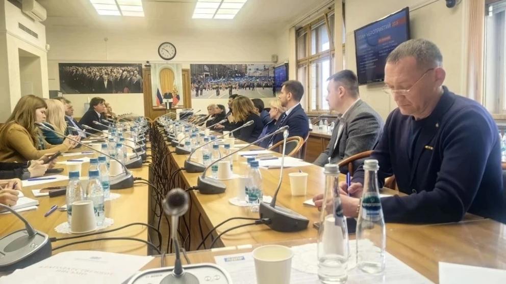 Опыт Ставрополья представили на круглом столе в Госдуме