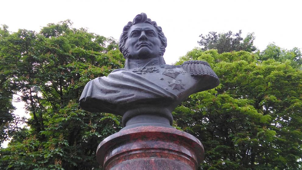 Генерал Алексей Ермолов: герой или тиран?