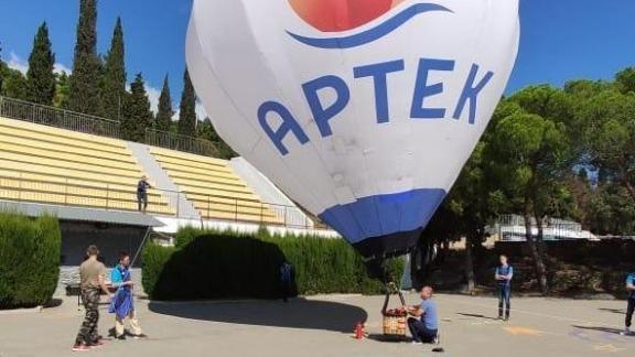 Железноводские аэронавты запустили аэростат в Крыму