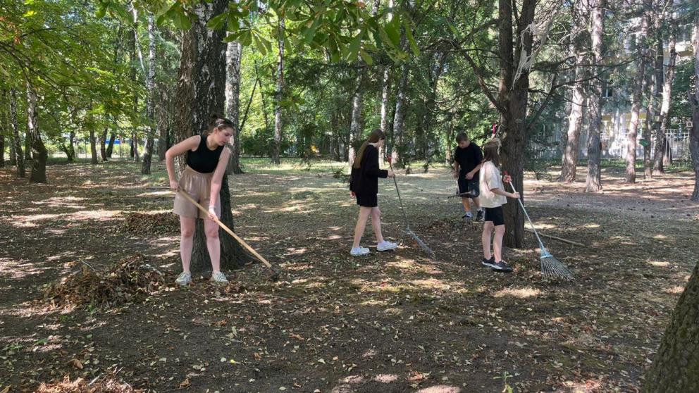 В Ставрополе 910 подростков заработали 9 млн рублей за лето