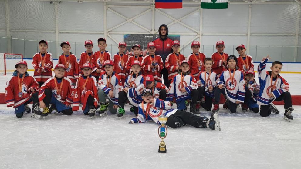 Ставропольские хоккеисты завоевали бронзу в Нальчике