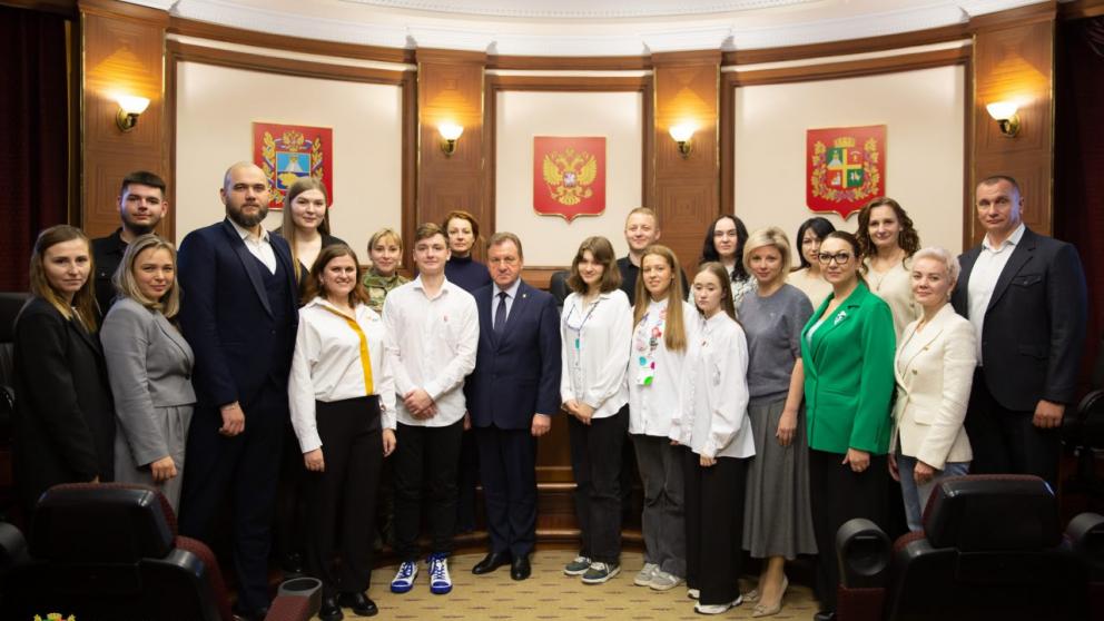 Глава Ставрополя встретился с активистами «Движения Первых»