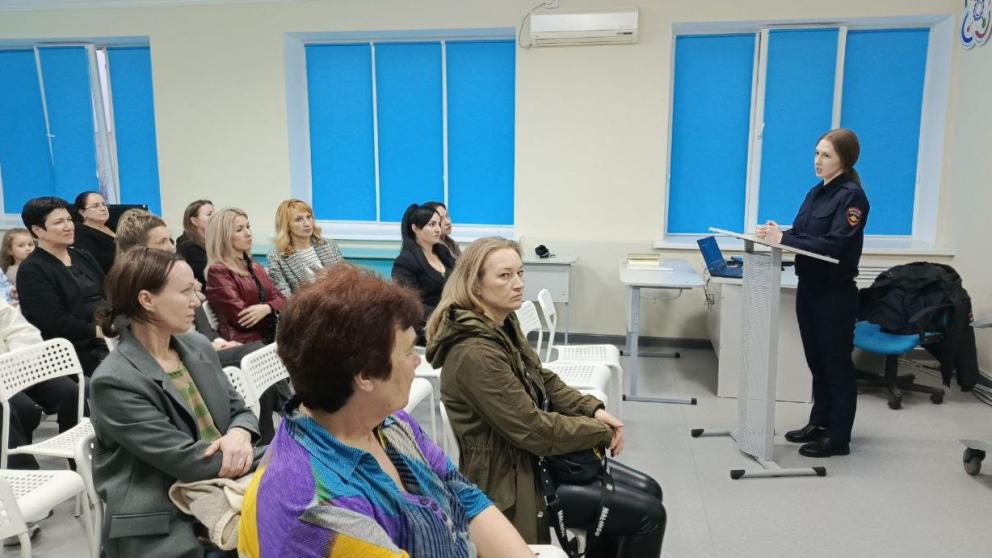 Госавтоинспекция провела родительское собрание в школе Георгиевска