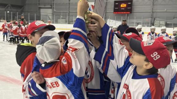 В Ставрополе прошел хоккейный турнир, посвященный Дню Победы