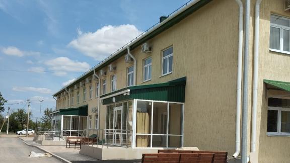 В Арзгире завершается строительство поликлиники