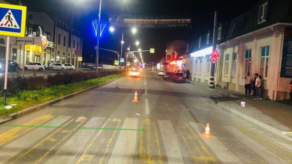 В Минводах женщина попала под колёса автомобиля на «зебре»