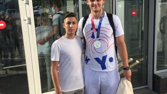 Уроженец Минеральных Вод Илья Карпенков вернулся домой с олимпийским серебром