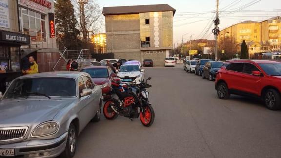 Пятилетняя девочка попала под колёса мотоцикла в Ессентуках