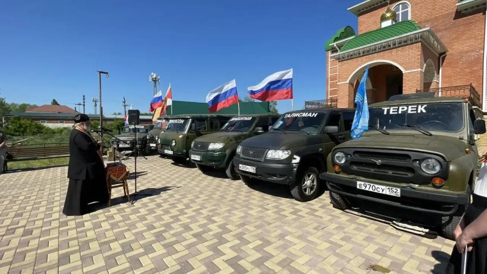 Волонтёры Советского округа Ставрополья восстанавливают технику для фронта