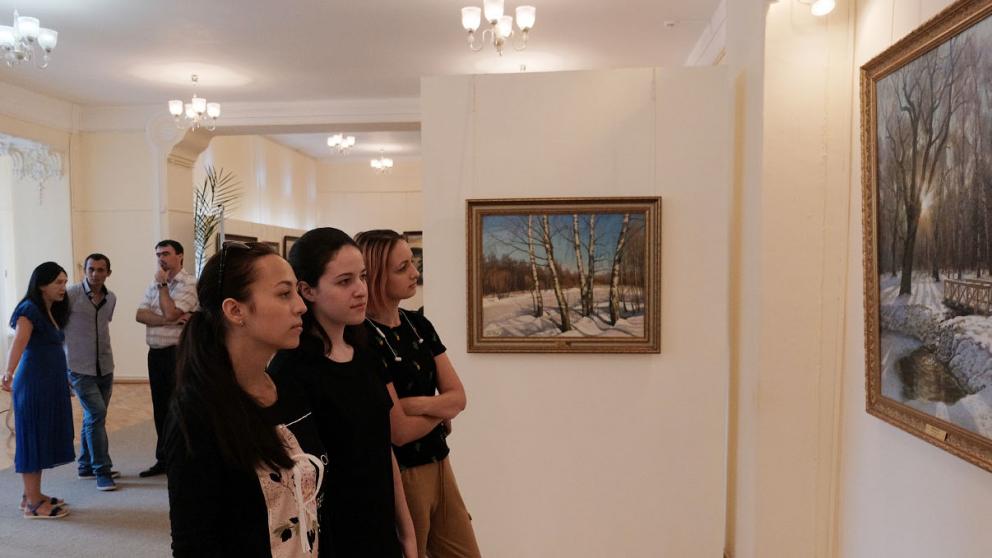 Художник Александр Шилов представил выставку «Наша Родина - Россия» в Ставрополе