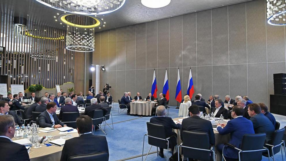 Губернатор Ставрополья Владимиров поучаствовал в работе президиума Госсовета РФ