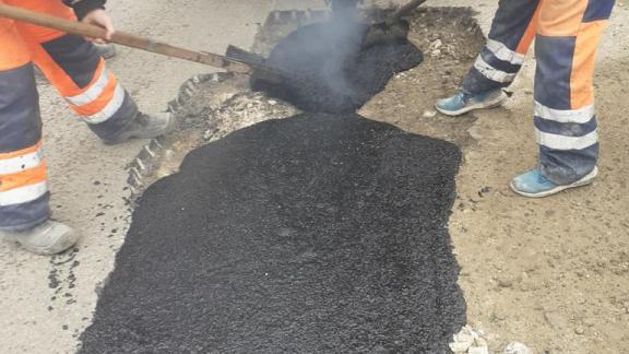 Ямочный ремонт дорог по технологии литого асфальта завершается в Ставрополе