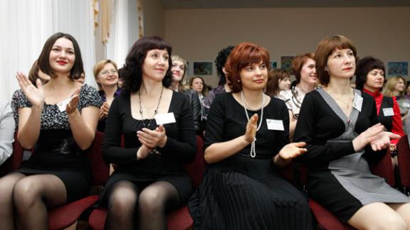 Учителя продемонстрировали личные сайты и провели родительское собрание