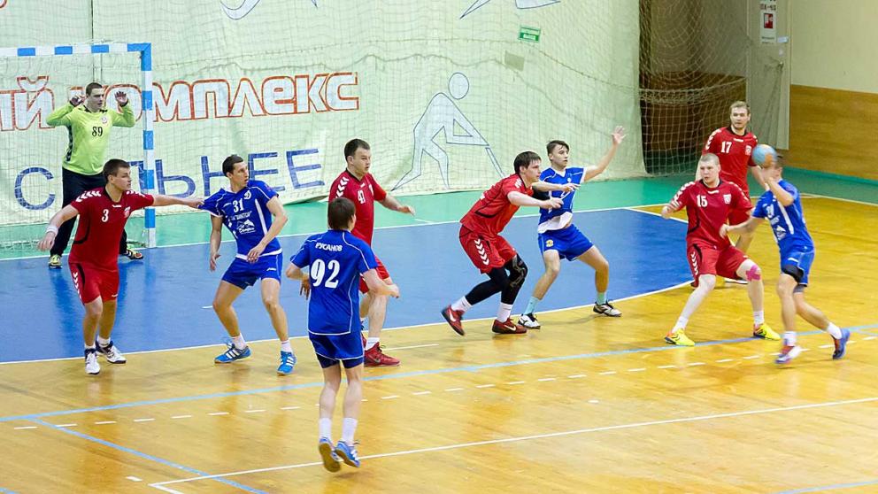 Юные ставропольские гандболисты потерпели два поражения в Москве