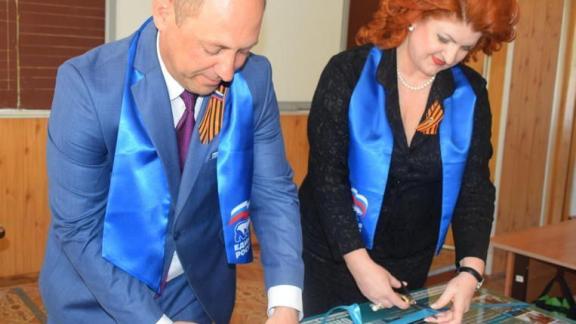 Парта Героя России появилась в Георгиевском лицее №4