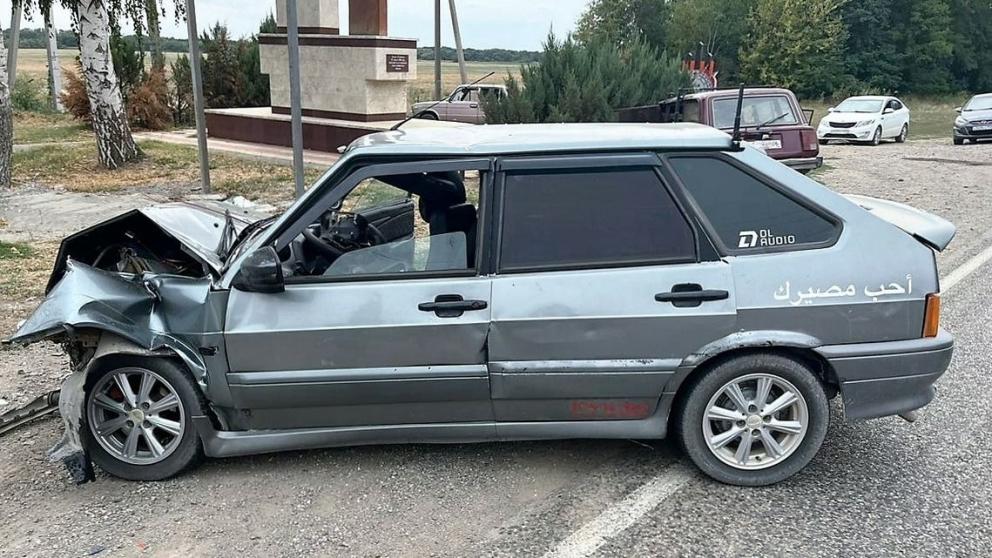 В Курском округе при столкновении автомобилей пострадали оба водителя