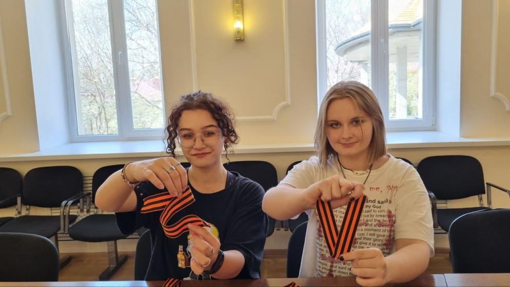 Волонтёры Предгорья раздадут 20 тысяч георгиевских лент в форме букв Z и V