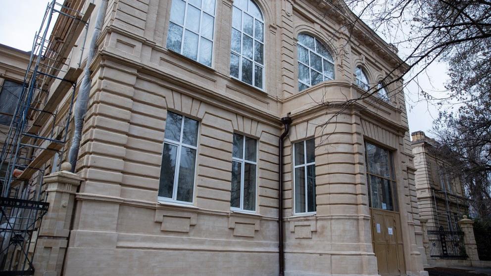 Капремонт старейшей гимназии Ставрополя завершат в 2023 году