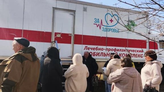 Врачи краевой больницы провели приём в селе Подлесное