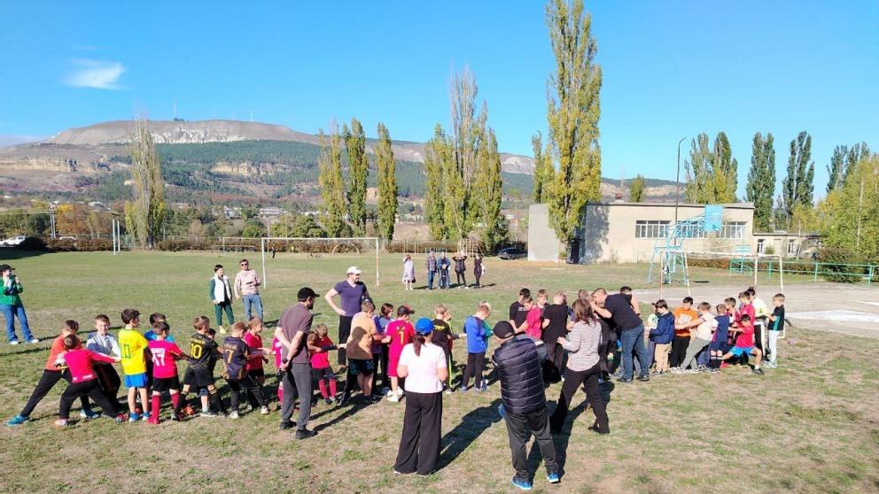 Спортивный турнир прошёл в посёлке Нежинском в преддверии Дня отца